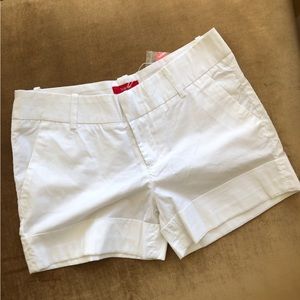 Summer preppy Cotton White Fashion Shorts Pockets side back Cuff Hem New sz 4